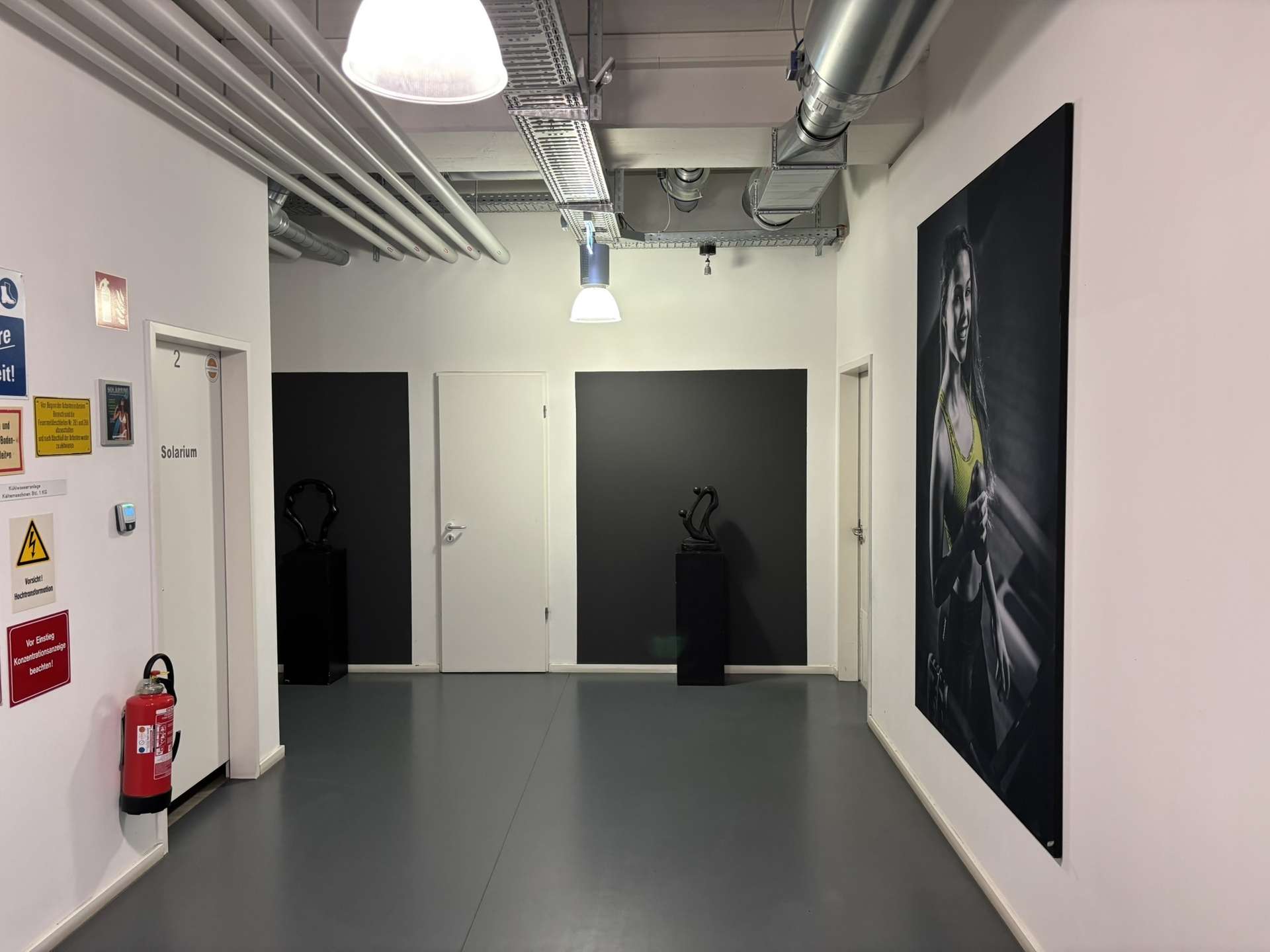 Floor Area / Entrance