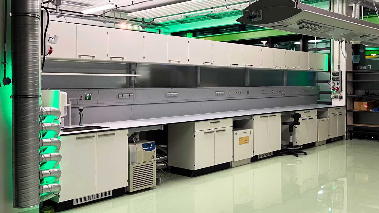 Laboratory planning for industrial biotech innovation